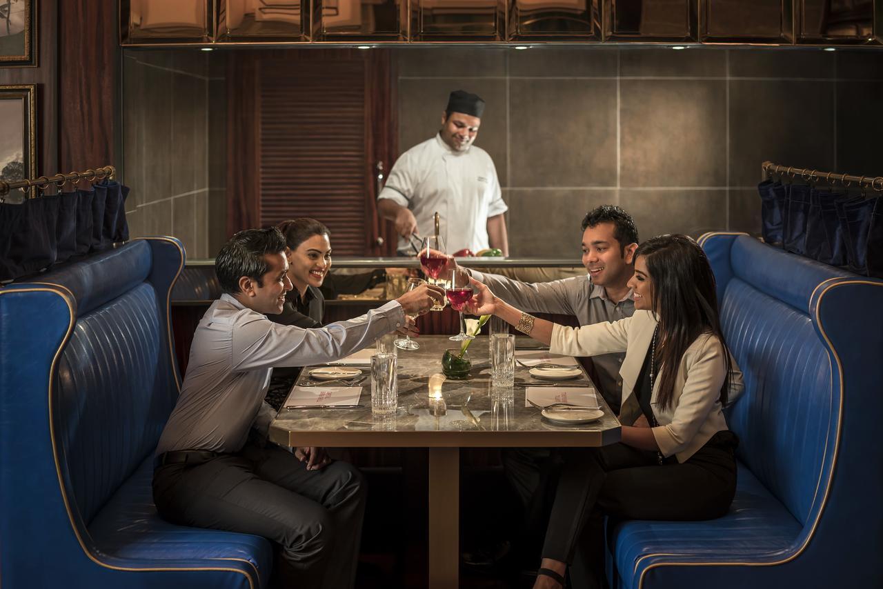 Shangri-La Kolombo Zewnętrze zdjęcie A restaurant in Mumbai, India